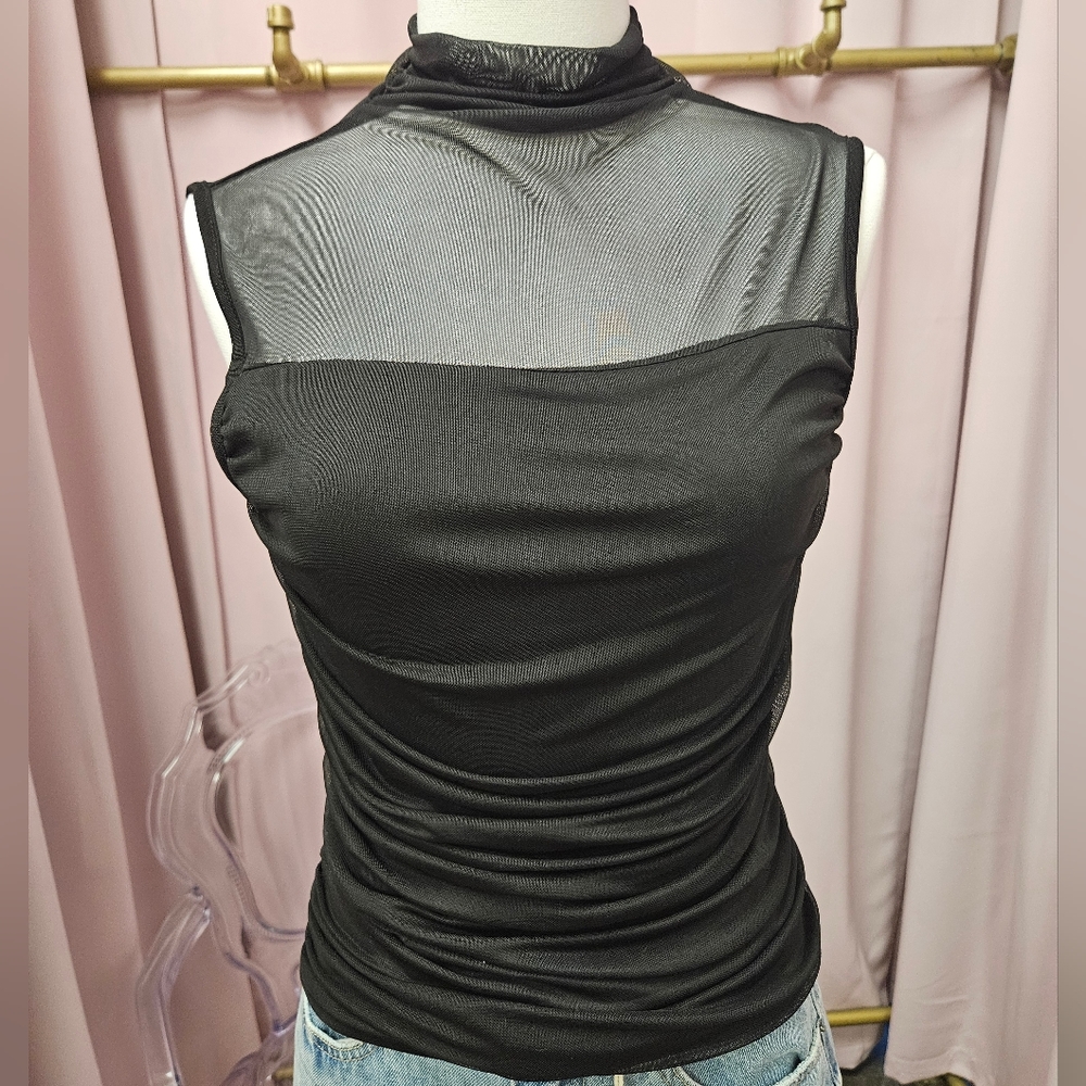 Entro sheer rouched top
